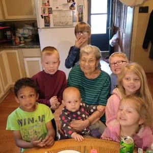 Meet your Posher, Jasmine ann